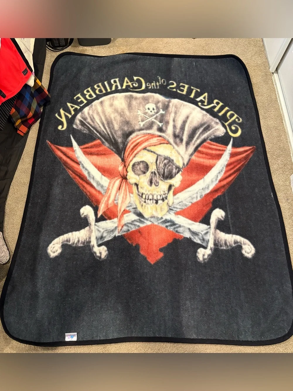 Vintage Disneyland Pirates of the Caribbean Fleece Blanket 64x50 EUC